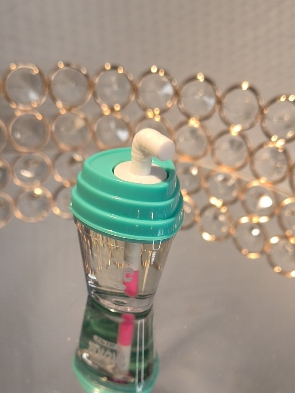Magic Lip Oil - Teal Cap with Pink Applicator - Picture 4 of 5